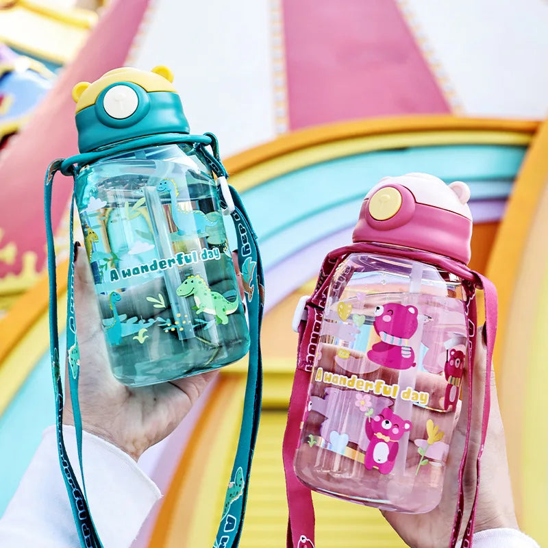 Gourde enfant avec paille